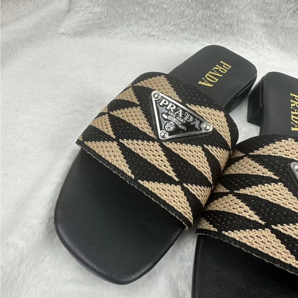 prada Beach Vacation Sandals - Picture 4 of 5